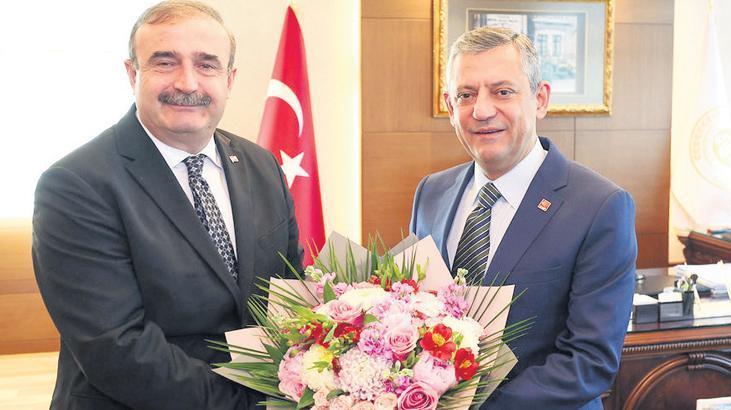 CHP’ye yeni vitrin