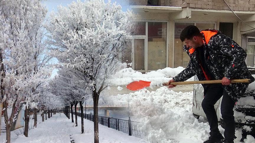 Kar bir anda bastırdı, kent beyaza büründü! Pazar gününe kadar dikkat